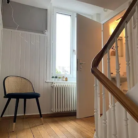 Apartment In Mit Dachterrasse // Langstrasse *