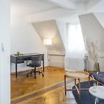 Apartmán In Mit Dachterrasse // Langstrasse
