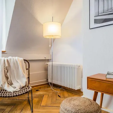 In Mit Dachterrasse // Langstrasse Apartamento Zurique