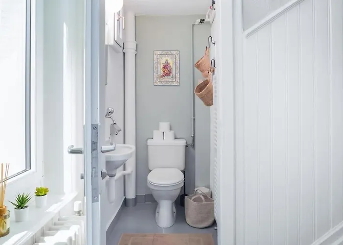 In Mit Dachterrasse // Langstrasse 아파트 *